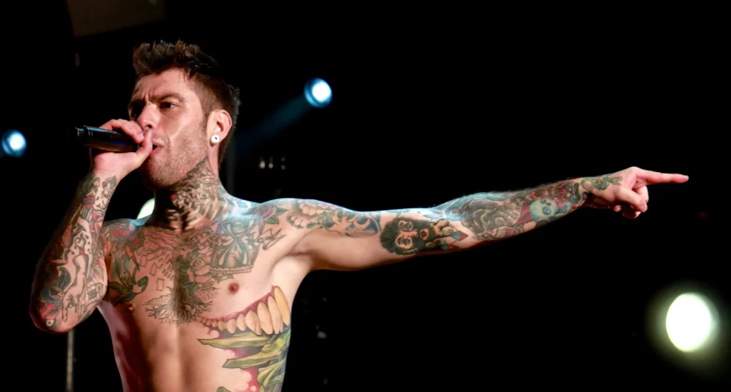 Fedez ritiro Sanremo 2025