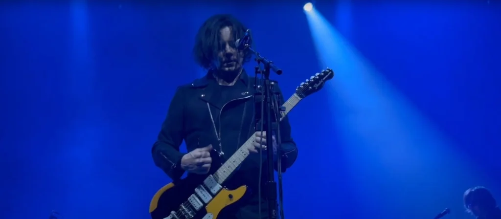 Jack White attacca Musk e Trump in una versione speciale di Corporation
