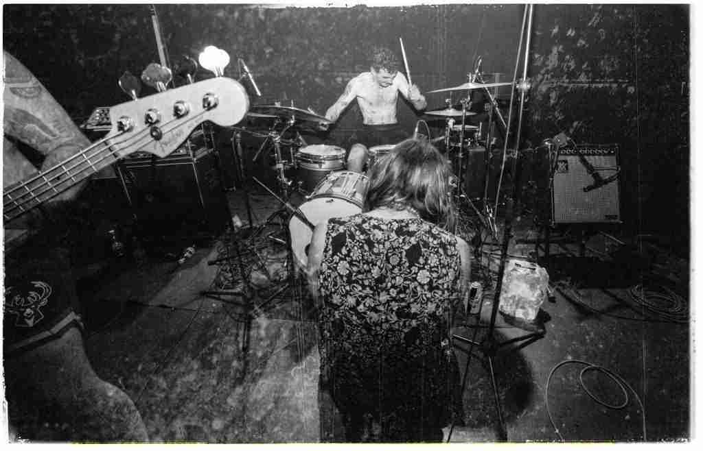 DITZ + MOTHER GIRAFFE live a Catania