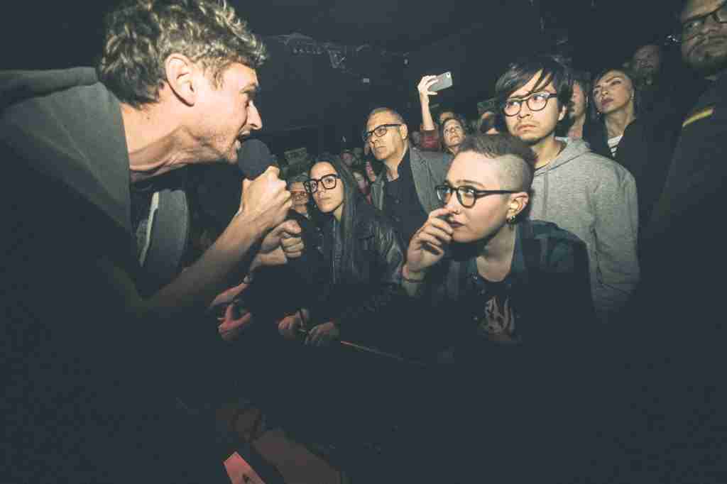 DITZ + MOTHER GIRAFFE live a Catania