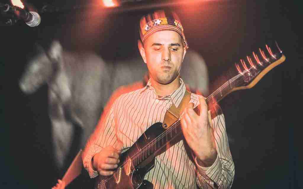 DITZ + MOTHER GIRAFFE live a Catania