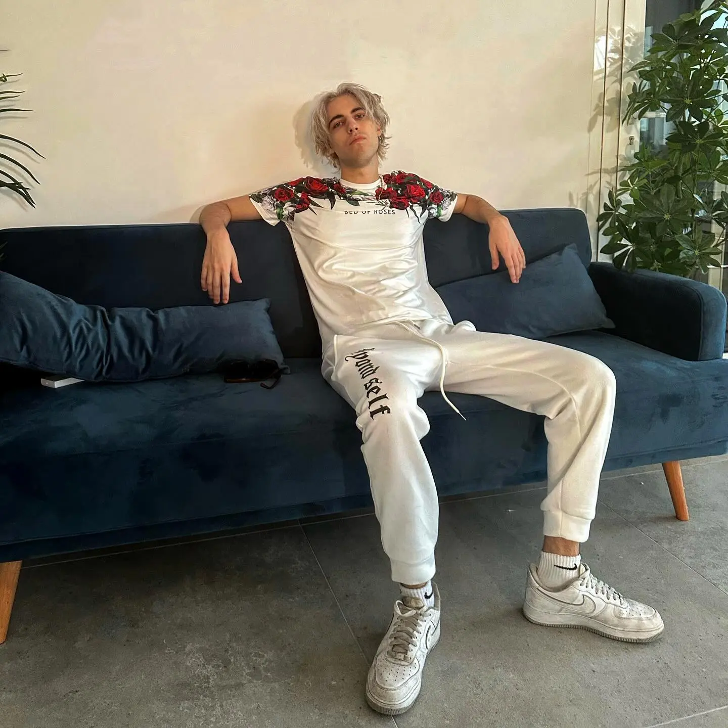 Chi è Grenbaud? Dal successo su Twitch alla musica: la storia di Simone Buratti Chi è Grenbaud? Dal successo su Twitch alla musica: la storia di Simone Buratti