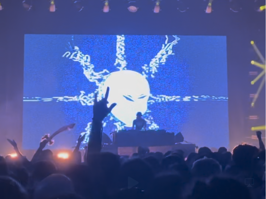 Ellen Allien sul palco