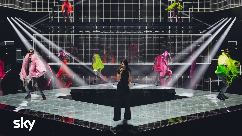 X Factor 2025 Live 2: Giorgia alla conduzione, ospite EMMA. Squadre Lauro, Gabbani, Jake, Iezzi